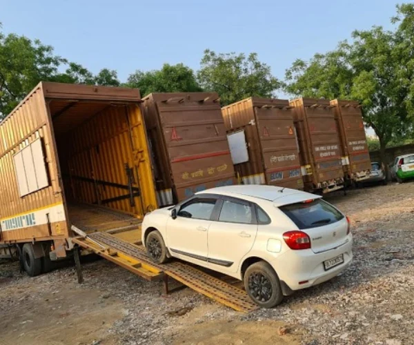 Om Logistic About Us